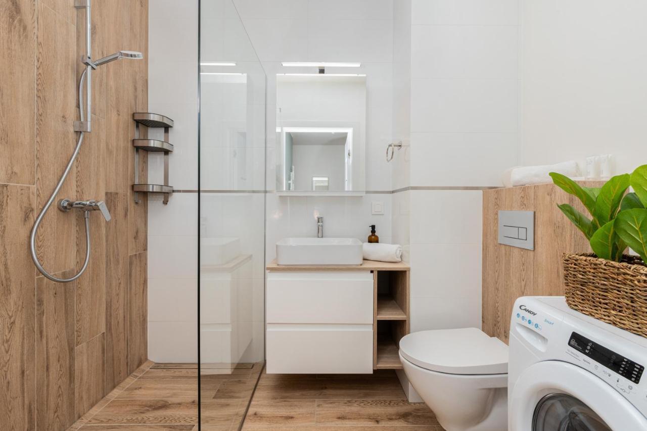Bright & Stylish Apartment With Balcony 1,5 Km To Gdansk Main City By Noclegi Renters Exterior foto